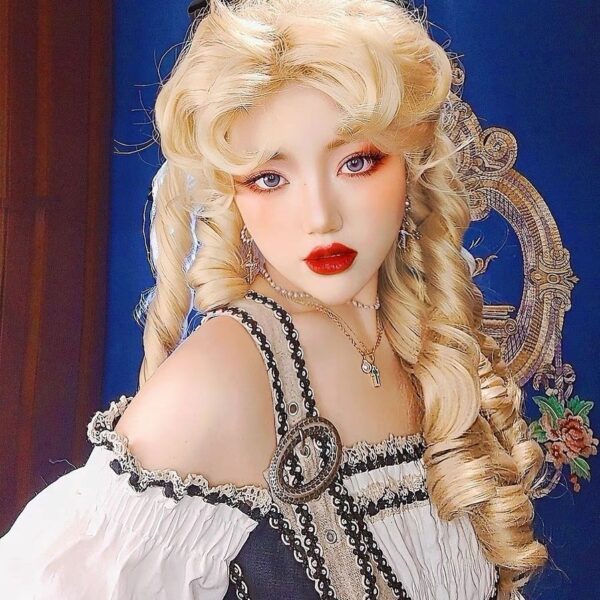 Light gold milky white gold lolita Roman curled wig elegant retro wig Duchess of Wales - Image 10